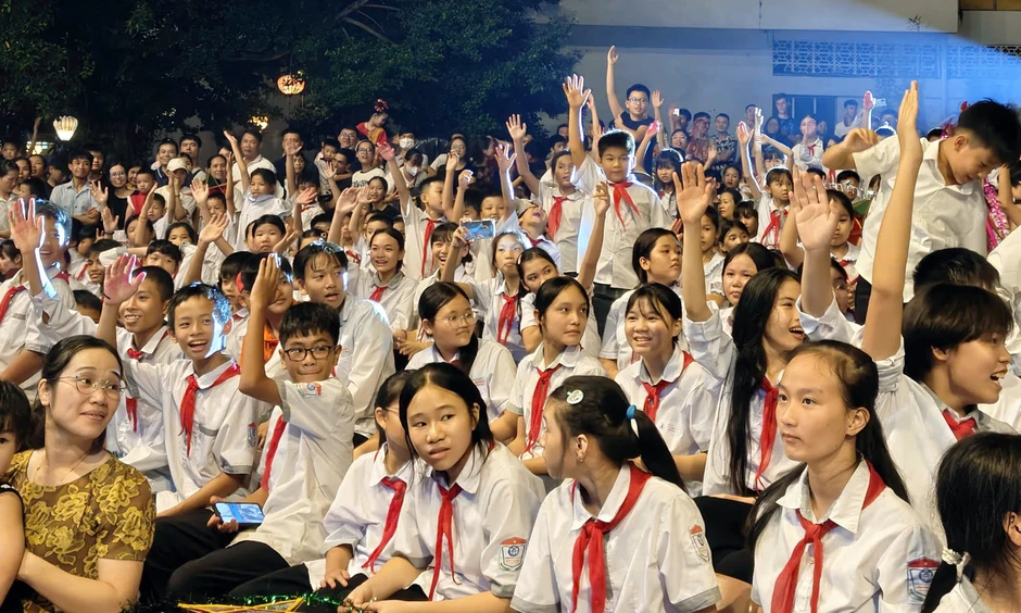 Rộn ràng 'Trung thu cho em – Sắc màu di sản – Trải nghiệm Ninh Bình' Rộn ràng 'Trung thu cho em – Sắc màu di sản – Trải nghiệm Ninh Bình'
