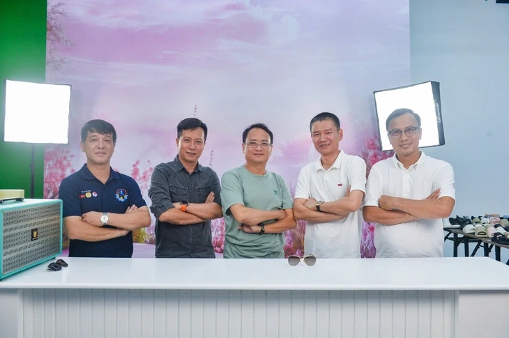 Sẵn sàng cho Mega livestream ‘Tiếp sức hoa mặt trời’: Để mỗi đơn hàng sẻ chia yêu thương