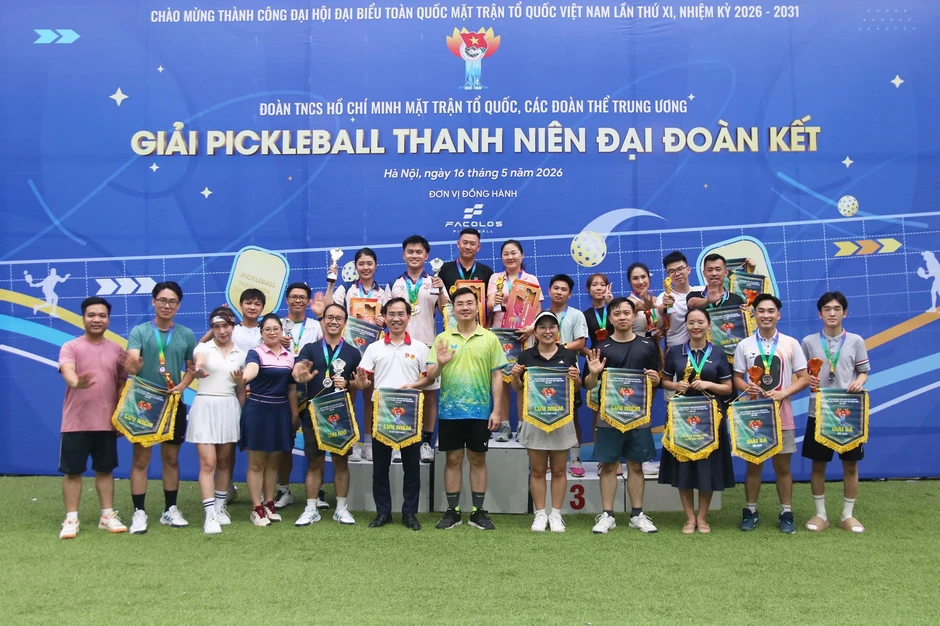 Sôi nổi giải pickleball thanh niên 'Đại đoàn kết' Sôi nổi giải pickleball thanh niên 'Đại đoàn kết'