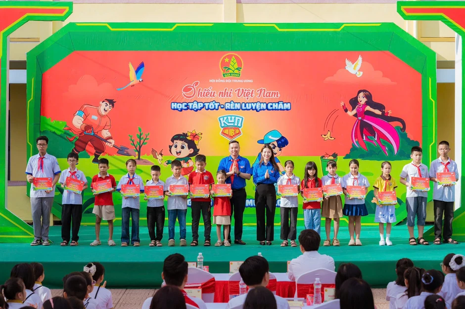 Sôi nổi ngày hội thiếu nhi Việt Nam học tập tốt, rèn luyện chăm