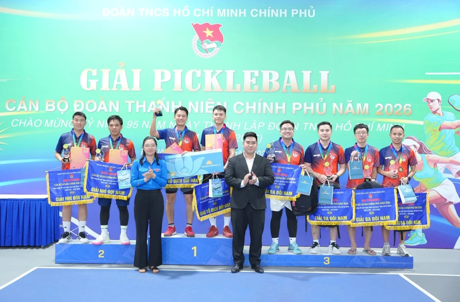 Sôi nổi tranh tài pickleball kỷ niệm 95 năm ngày thành lập Đoàn Sôi nổi tranh tài pickleball kỷ niệm 95 năm ngày thành lập Đoàn