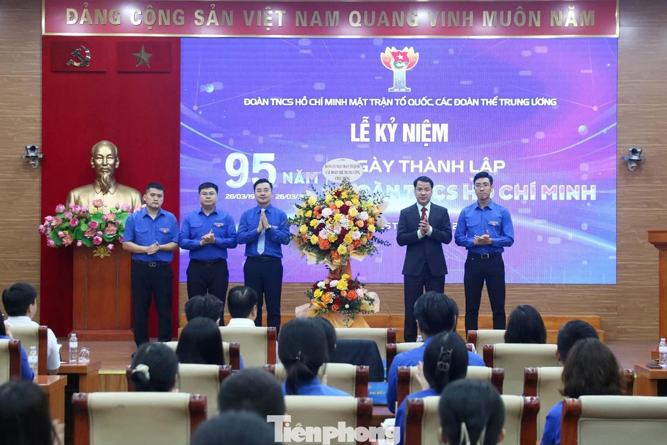 Sử dụng 'ngôn ngữ của thời đại' để lan tỏa lý tưởng đến thanh niên Sử dụng 'ngôn ngữ của thời đại' để lan tỏa lý tưởng đến thanh niên