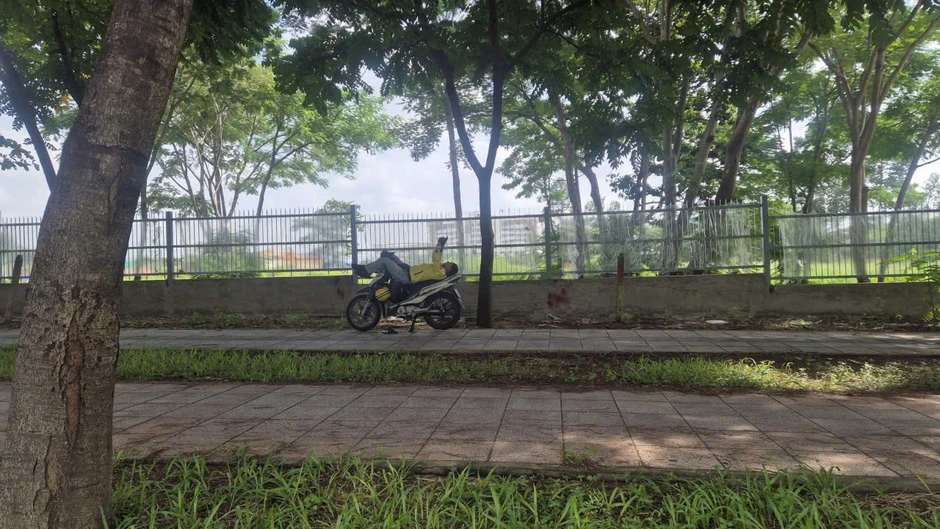 Tài xế công nghệ tắt app trốn cái nắng nóng gay gắt Tài xế công nghệ tắt app trốn cái nắng nóng gay gắt