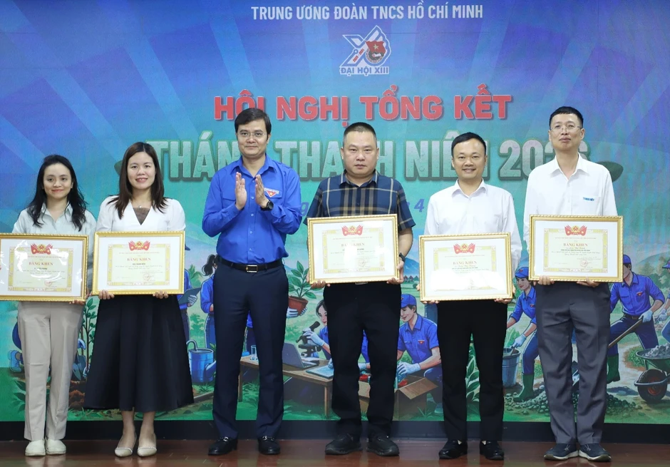 Tháng Thanh niên 2026: Những dấu ấn sáng tạo và khát vọng chuyển đổi số Tháng Thanh niên 2026: Những dấu ấn sáng tạo và khát vọng chuyển đổi số