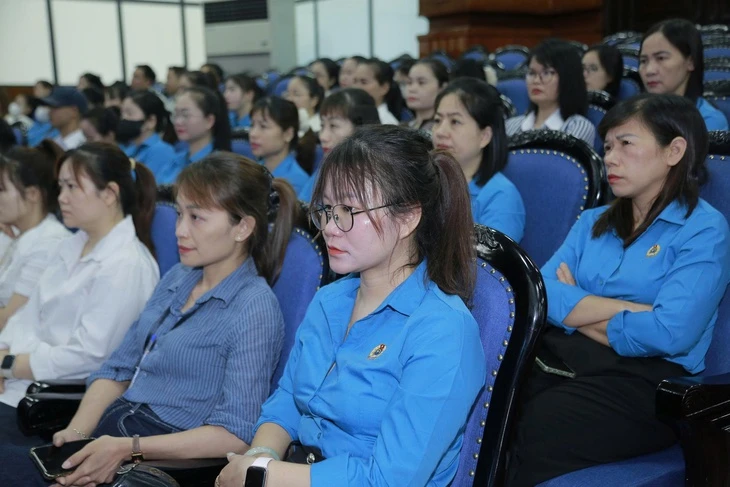 Thanh Hóa cam kết giữ ổn định việc làm, nâng chất lượng sống cho công nhân Thanh Hóa cam kết giữ ổn định việc làm, nâng chất lượng sống cho công nhân