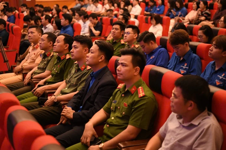 Thanh niên cả nước chọn 7 chương trình, 16 chỉ tiêu thực hiện Nghị quyết Đại hội Đảng