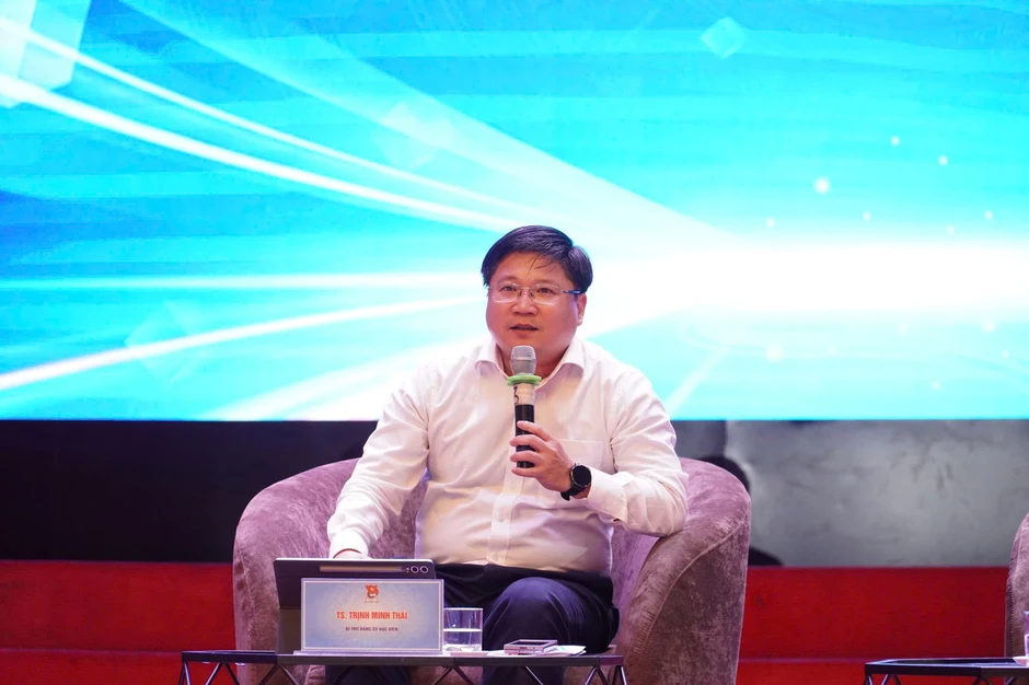 Thanh niên chuyển từ tham gia phong trào sang tạo ra giá trị cho xã hội Thanh niên chuyển từ tham gia phong trào sang tạo ra giá trị cho xã hội