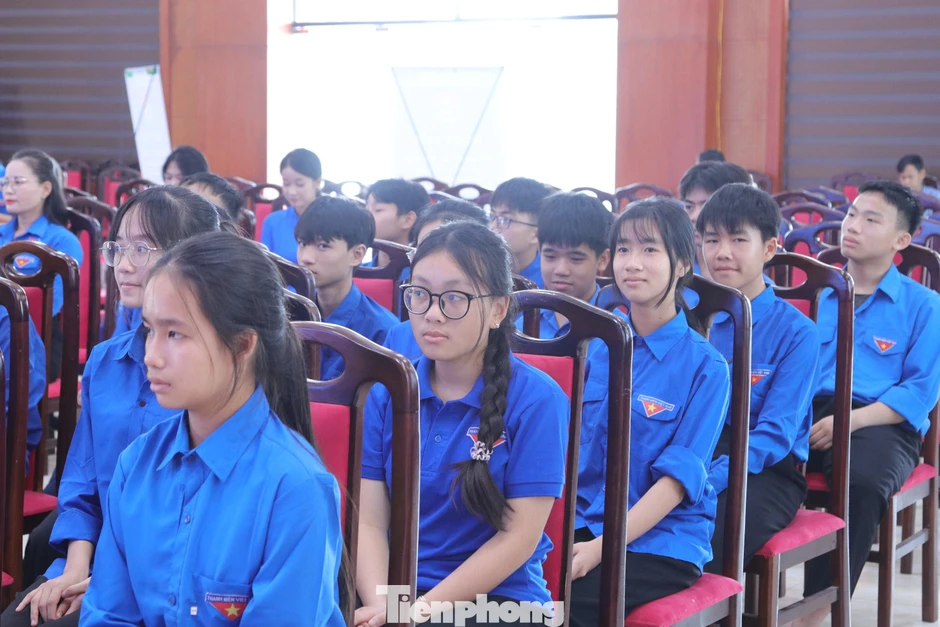 Thanh niên kết nối đặc sản quê hương ra toàn cầu Thanh niên kết nối đặc sản quê hương ra toàn cầu