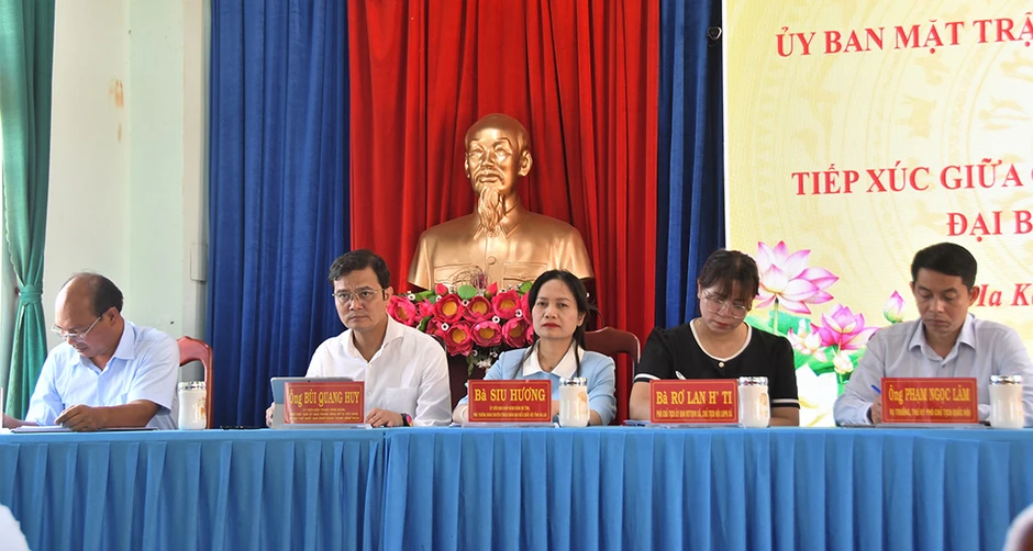 Thanh niên miền núi kỳ vọng ở ứng cử viên trẻ Thanh niên miền núi kỳ vọng ở ứng cử viên trẻ