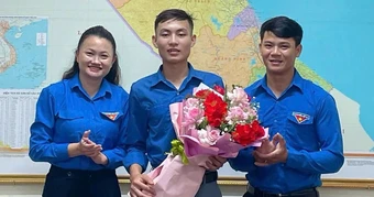 Theo đuổi giấc mơ được khoác áo lính