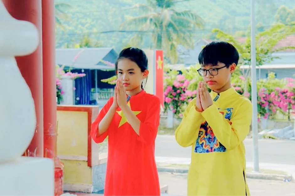 Thiếu nhi Gia Lai kể chuyện làng qua thước phim ngắn Thiếu nhi Gia Lai kể chuyện làng qua thước phim ngắn