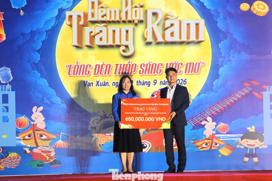 Thiếu nhi Thái Nguyên vui hội trăng rằm Thiếu nhi Thái Nguyên vui hội trăng rằm
