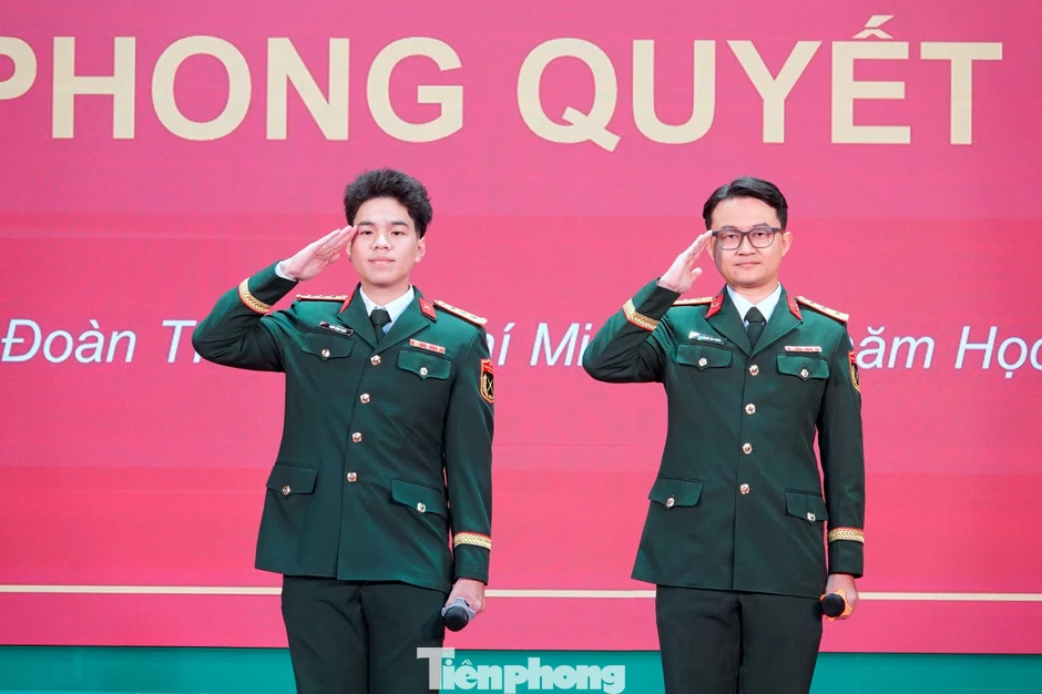 Thủ lĩnh Đoàn Học viện Quân y đua tài Thủ lĩnh Đoàn Học viện Quân y đua tài