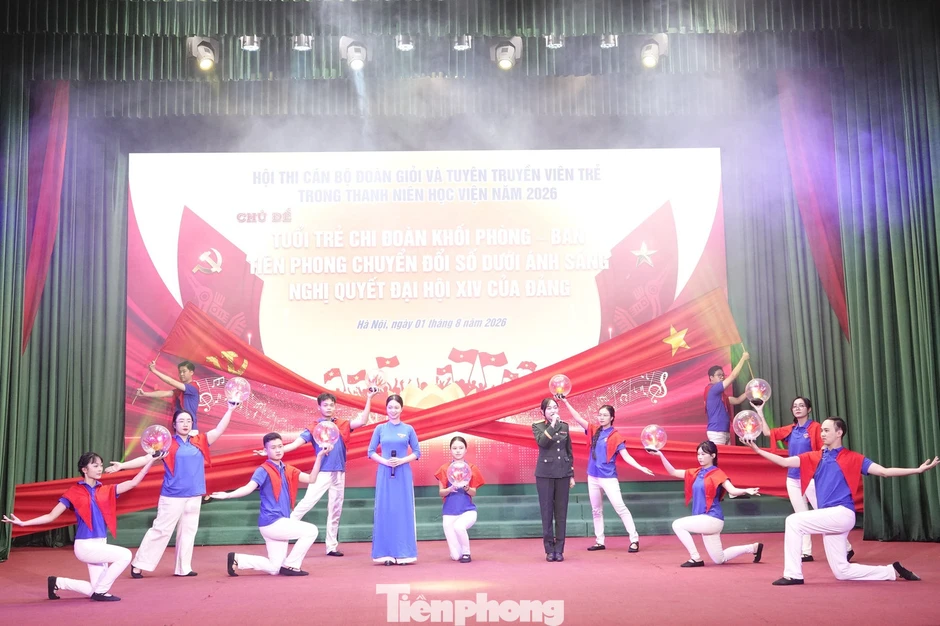 Thủ lĩnh Đoàn Học viện Quân y đua tài Thủ lĩnh Đoàn Học viện Quân y đua tài