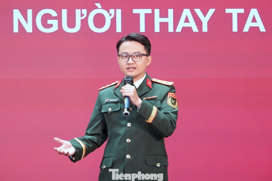 Thủ lĩnh Đoàn Học viện Quân y đua tài Thủ lĩnh Đoàn Học viện Quân y đua tài