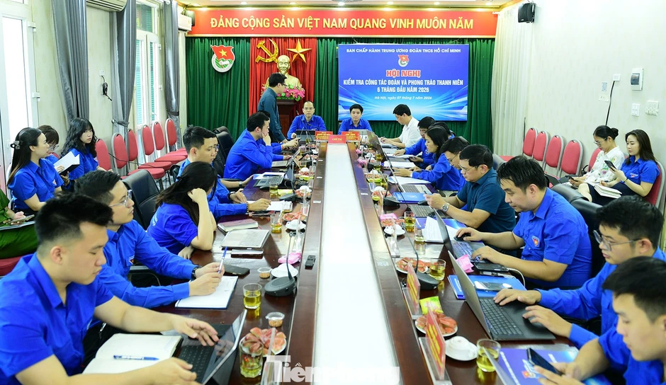 'Tiếp lửa' đội ngũ cơ sở, bứt phá bằng chuyển đổi số thực chất 'Tiếp lửa' đội ngũ cơ sở, bứt phá bằng chuyển đổi số thực chất
