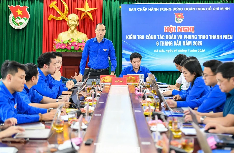'Tiếp lửa' đội ngũ cơ sở, bứt phá bằng chuyển đổi số thực chất 'Tiếp lửa' đội ngũ cơ sở, bứt phá bằng chuyển đổi số thực chất