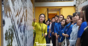 Tiếp lửa truyền thống, khơi dậy khát vọng thanh niên