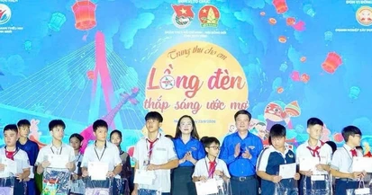Tỉnh Đoàn Ninh Bình - Doanh nghiệp Xây dựng Xuân Trường tổ chức 'Trung thu cho em - Lồng đèn thắp sáng ước mơ'