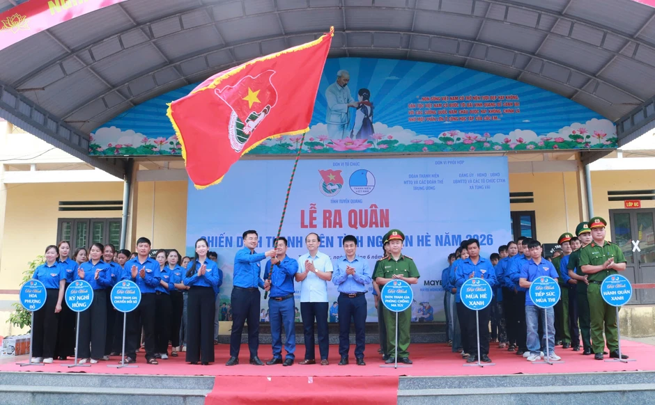 Tình nguyện hè trên vùng biên cương Tổ quốc