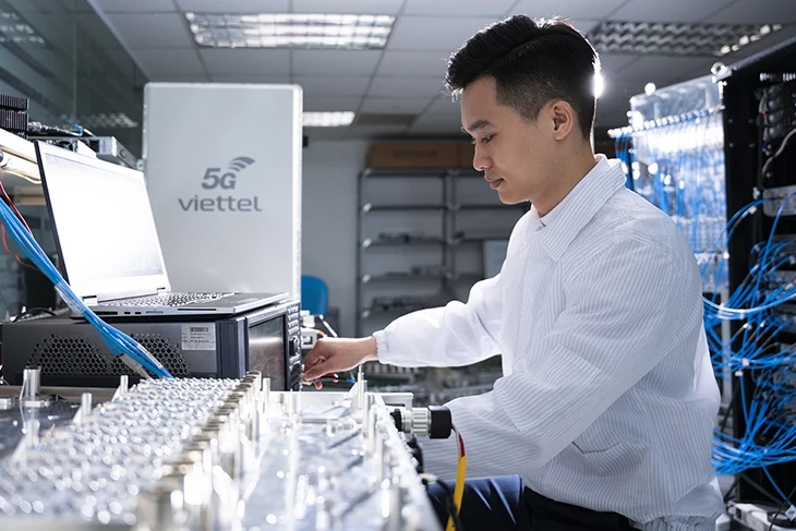 Tốt nghiệp xuất sắc hệ dân sự có thể được phong quân hàm thượng úy khi vào quân đội Tốt nghiệp xuất sắc hệ dân sự có thể được phong quân hàm thượng úy khi vào quân đội