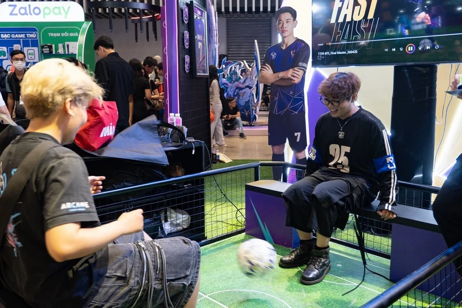 Total Football VNG ra mắt ấn tượng tại sự kiện Vietnam Gameverse 2026 Total Football VNG ra mắt ấn tượng tại sự kiện Vietnam Gameverse 2026