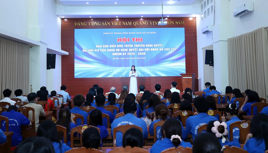 Tranh tài báo cáo viên giỏi tuyên truyền Nghị quyết Đại hội XIV của Đảng Tranh tài báo cáo viên giỏi tuyên truyền Nghị quyết Đại hội XIV của Đảng
