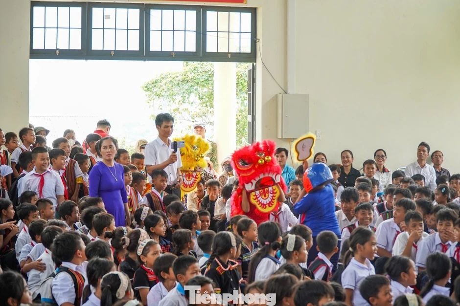 Trung thu sớm tiếp động lực cho thiếu nhi vùng khó Đà Nẵng Trung thu sớm tiếp động lực cho thiếu nhi vùng khó Đà Nẵng