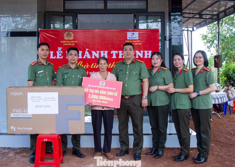Trung úy công an Đắk Lắk 36 lần hiến máu Trung úy công an Đắk Lắk 36 lần hiến máu