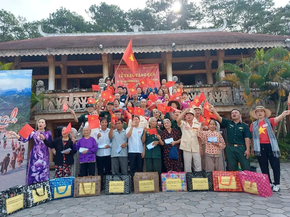 Trường học lịch sử 'không vách ngăn' Trường học lịch sử 'không vách ngăn'