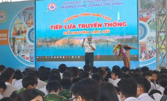 Trường học lịch sử 'không vách ngăn' Trường học lịch sử 'không vách ngăn'