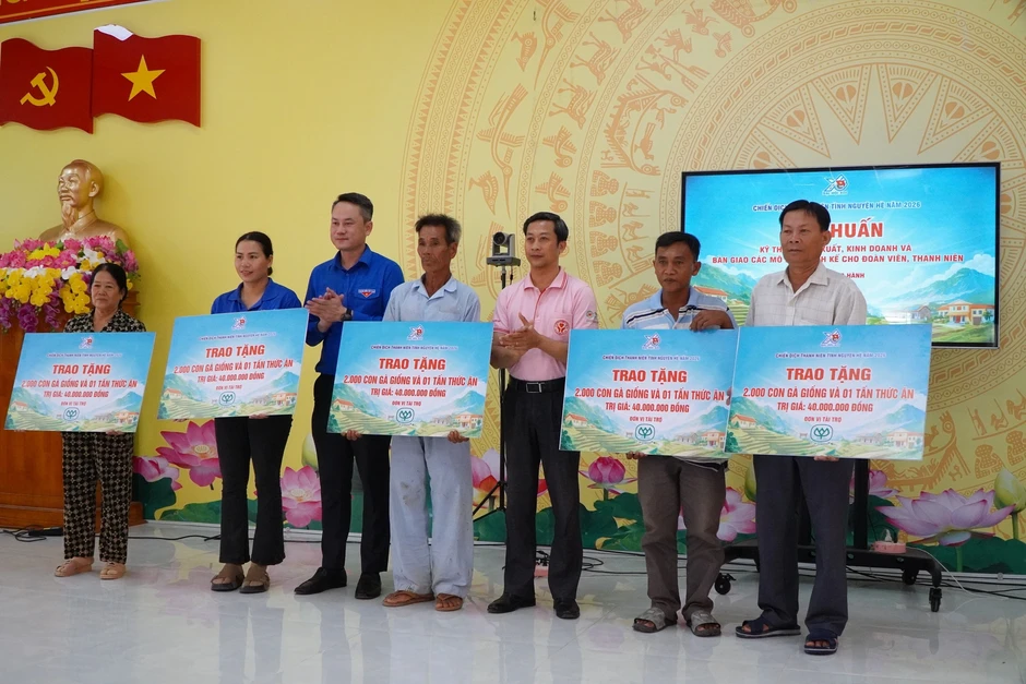 T.Ư Đoàn tổ chức nhiều hoạt động ý nghĩa tại xã biên giới Ba Chúc T.Ư Đoàn tổ chức nhiều hoạt động ý nghĩa tại xã biên giới Ba Chúc
