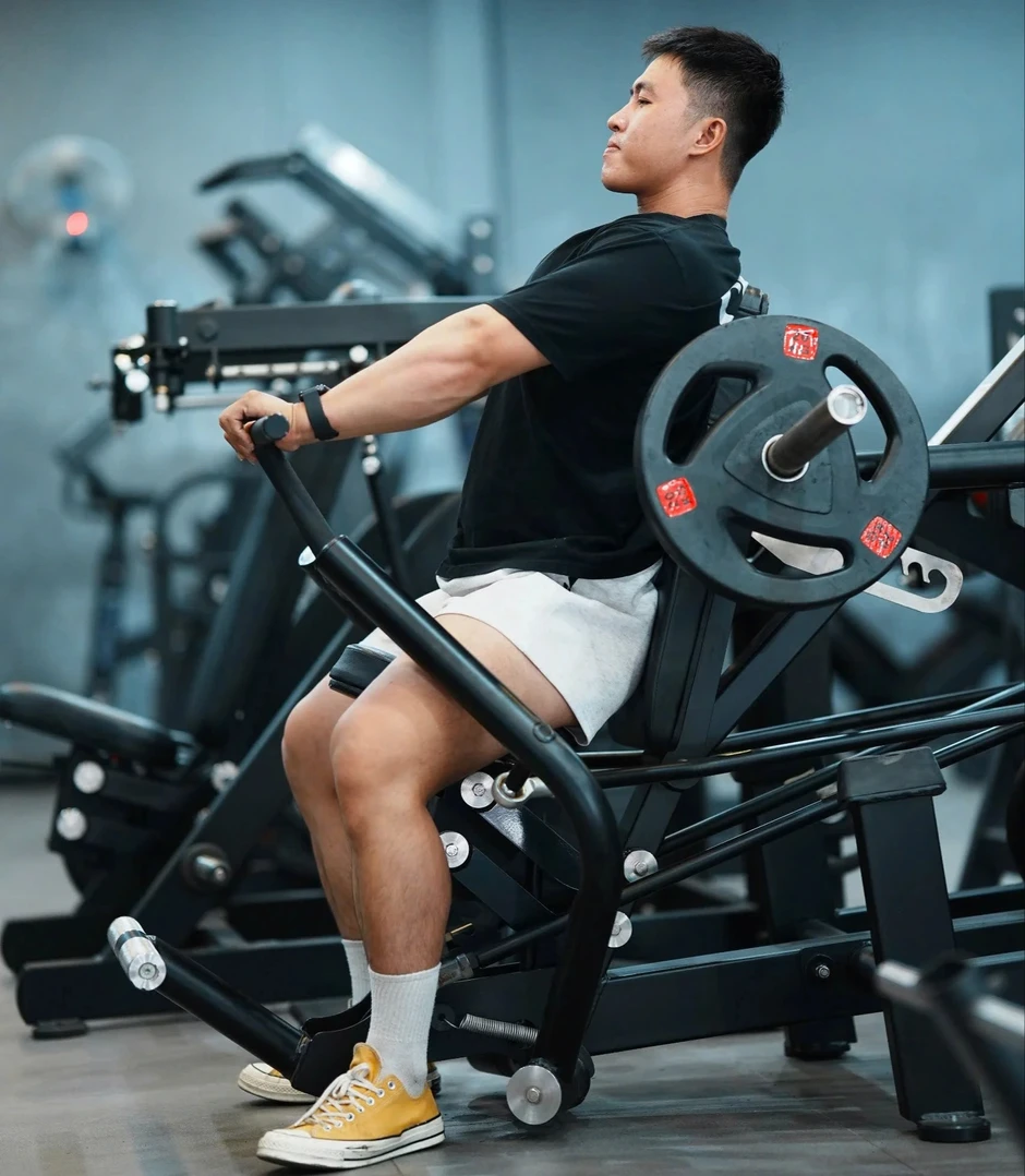 Từng mặc cảm vì thừa cân, chàng trai đoạt huy chương vàng thể hình toàn quốc Từng mặc cảm vì thừa cân, chàng trai đoạt huy chương vàng thể hình toàn quốc