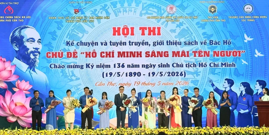 Tuổi trẻ Cần Thơ khơi dậy khát vọng cống hiến qua chuyện về Bác Tuổi trẻ Cần Thơ khơi dậy khát vọng cống hiến qua chuyện về Bác
