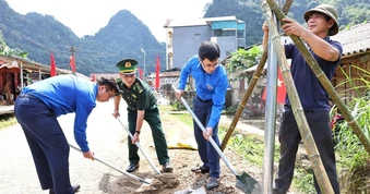 Tuổi trẻ Chính phủ chung tay thắp sáng những con đường vùng sâu vùng xa
