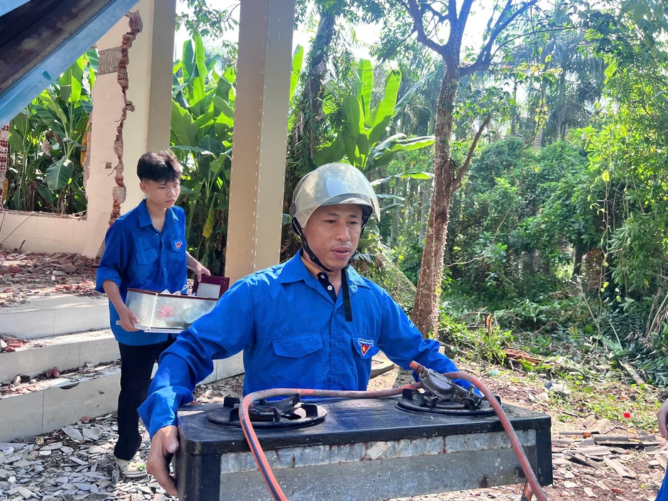 Tuổi trẻ Hà Tĩnh hỗ trợ giải phóng mặt bằng các dự án trọng điểm