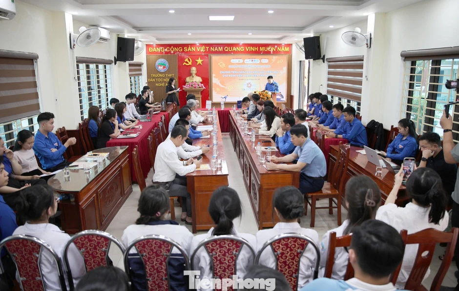 Tuổi trẻ Nghệ An hào hứng trải nghiệm cuộc thi nâng cao năng lực tiếng Anh 2026 Tuổi trẻ Nghệ An hào hứng trải nghiệm cuộc thi nâng cao năng lực tiếng Anh 2026