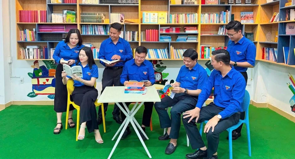 Tuổi trẻ Ninh Bình duy trì hơn 1.200 câu lạc bộ, đội nhóm học thuật hỗ trợ thanh niên Tuổi trẻ Ninh Bình duy trì hơn 1.200 câu lạc bộ, đội nhóm học thuật hỗ trợ thanh niên