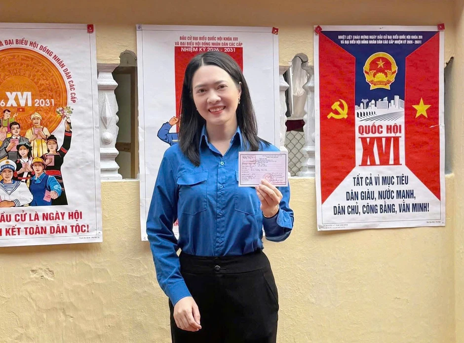 Tuổi trẻ Ninh Bình xung kích hỗ trợ Ngày hội toàn dân tham gia bầu cử Tuổi trẻ Ninh Bình xung kích hỗ trợ Ngày hội toàn dân tham gia bầu cử