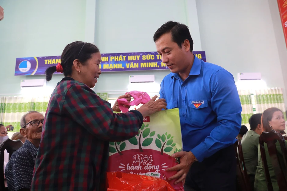 Tuổi trẻ Tây Ninh khởi động mùa hè tình nguyện Tuổi trẻ Tây Ninh khởi động mùa hè tình nguyện