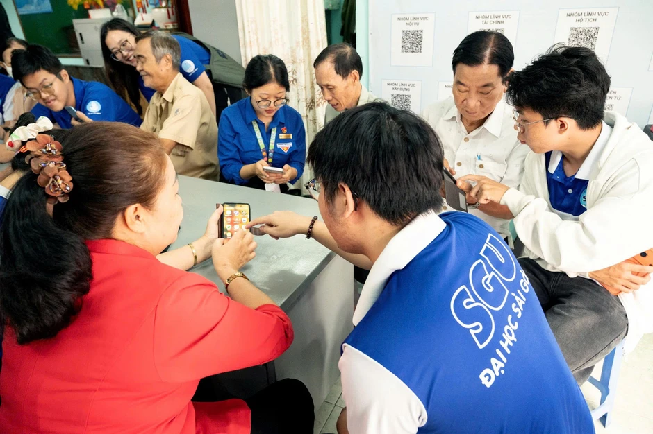 Tuổi trẻ TPHCM hứng khởi mang 'Mùa hè số' vào hè tình nguyện Tuổi trẻ TPHCM hứng khởi mang 'Mùa hè số' vào hè tình nguyện