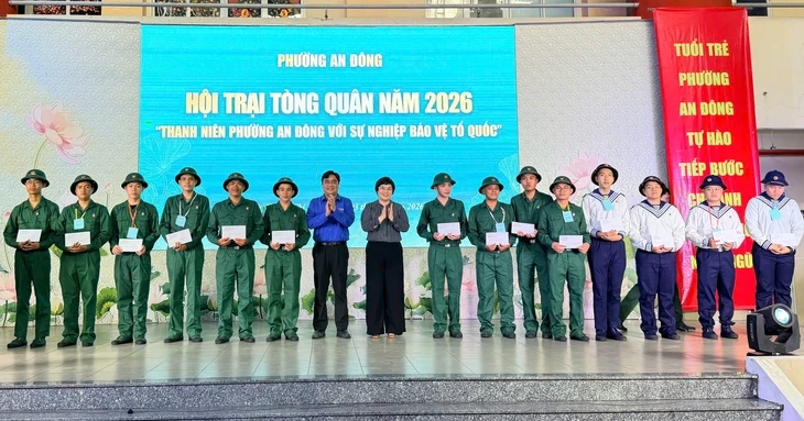 Tuổi trẻ TP.HCM sôi nổi hội trại tòng quân, sẵn sàng lên đường nhập ngũ Tuổi trẻ TP.HCM sôi nổi hội trại tòng quân, sẵn sàng lên đường nhập ngũ
