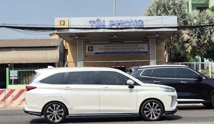 Tuyến đường 17 km có 6 cây xăng không chấp nhận thanh toán chuyển khoản ở TP.HCM