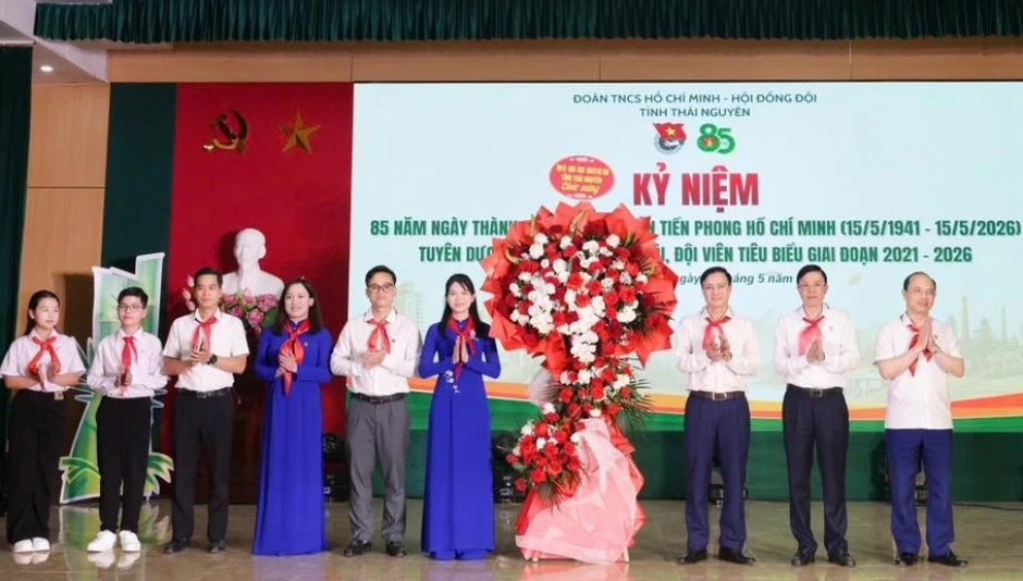 Tuyên dương Tổng phụ trách Đội, đội viên tiêu biểu Thái Nguyên giai đoạn 2021 - 2026 Tuyên dương Tổng phụ trách Đội, đội viên tiêu biểu Thái Nguyên giai đoạn 2021 - 2026