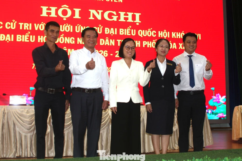 Ứng cử viên cam kết bằng tâm huyết và trách nhiệm, cử tri TPHCM đặt niềm tin Ứng cử viên cam kết bằng tâm huyết và trách nhiệm, cử tri TPHCM đặt niềm tin