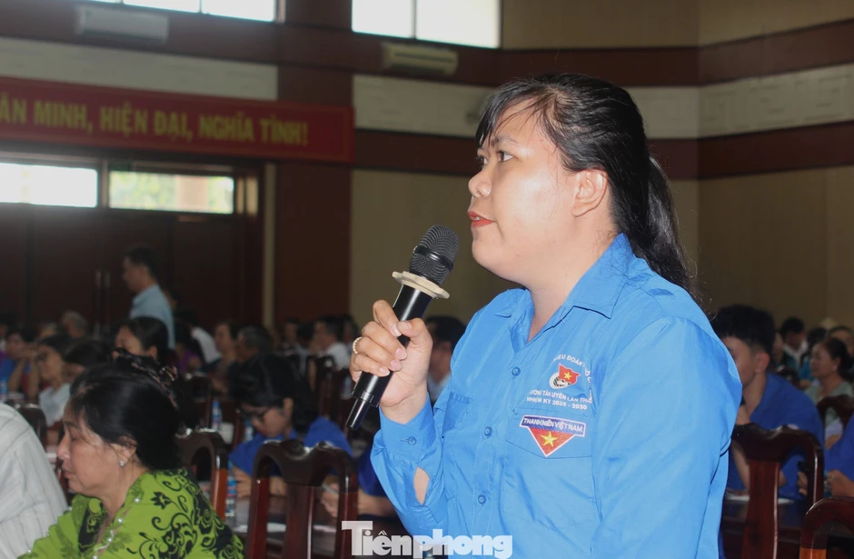 Ứng cử viên cam kết bằng tâm huyết và trách nhiệm, cử tri TPHCM đặt niềm tin Ứng cử viên cam kết bằng tâm huyết và trách nhiệm, cử tri TPHCM đặt niềm tin