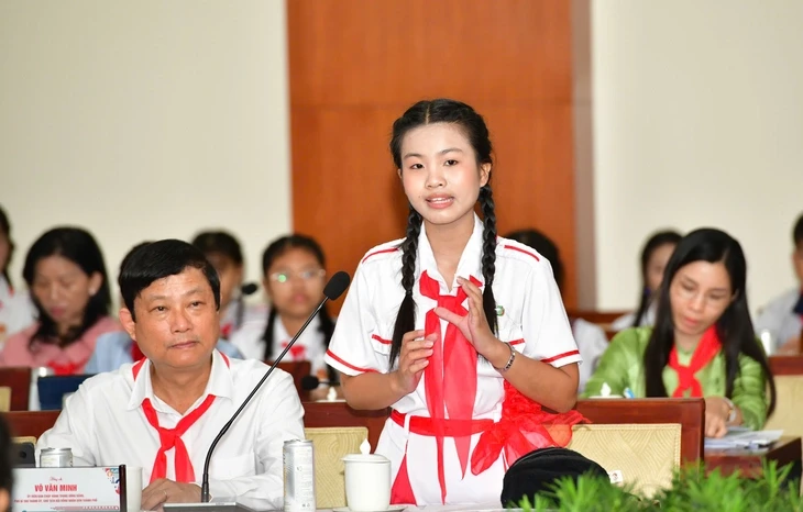 Ưu tiên nguồn lực tốt nhất cho thế hệ măng non Ưu tiên nguồn lực tốt nhất cho thế hệ măng non