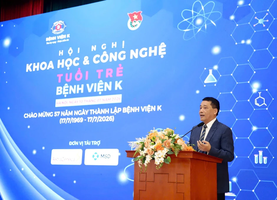 Vinh danh những sáng tạo trong điều trị ung thư của các nhà khoa học trẻ Vinh danh những sáng tạo trong điều trị ung thư của các nhà khoa học trẻ