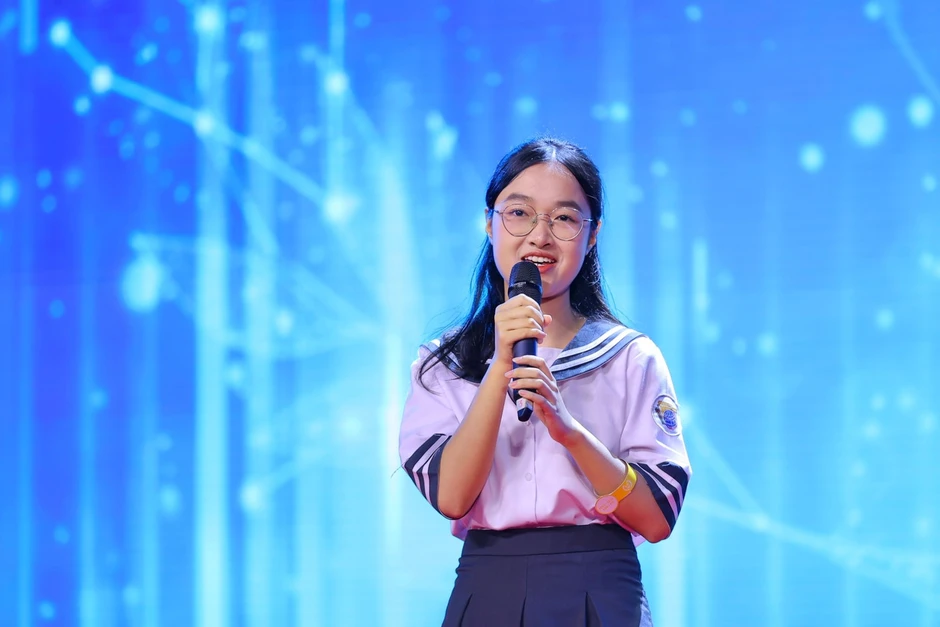 Vinh danh và trao giải quốc gia cuộc thi Olympic tiếng Anh trên Internet Vinh danh và trao giải quốc gia cuộc thi Olympic tiếng Anh trên Internet