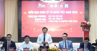 Xây dựng thể chế kiến tạo từ 'đặt hàng' của cộng đồng doanh nghiệp